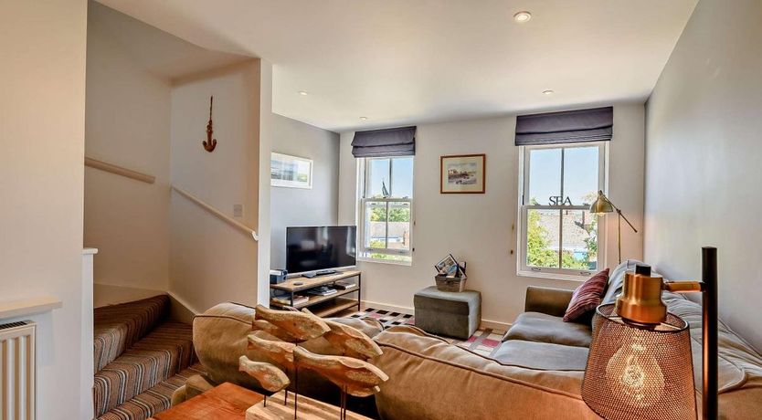 Photo of 3 Bed in Appledore