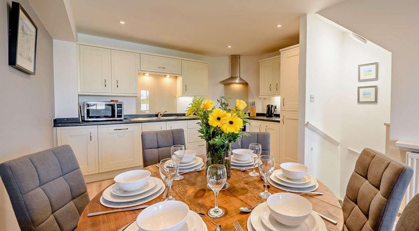 Photo of 3 Bed in Appledore