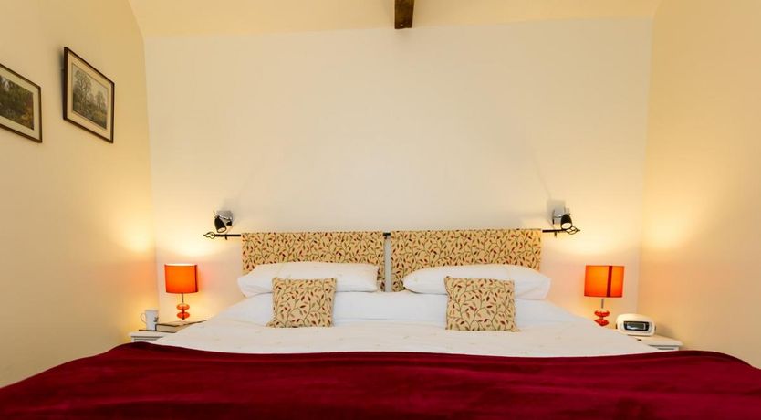 Photo of 1 Bed in Upper Brailes