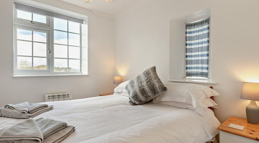 Photo of 2 Bed in Westward Ho