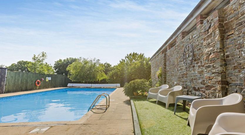 Photo of 2 Bed in Westward Ho