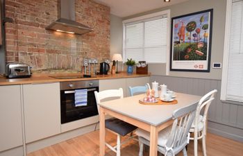 in Hastings (49502) Holiday Cottage