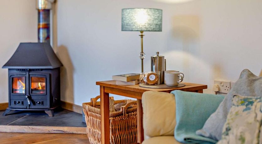 Photo of 4 Bed in Trevalga