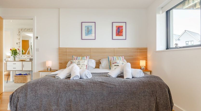 Photo of 3 Bed in Northam