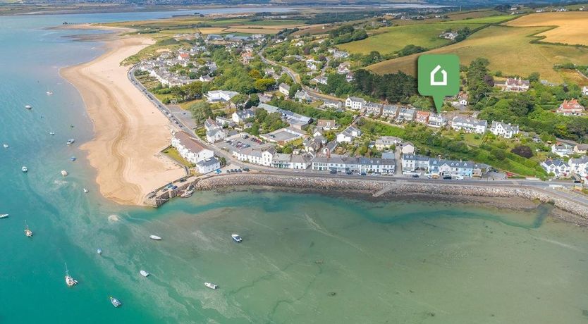 Photo of 5 Bed in Instow