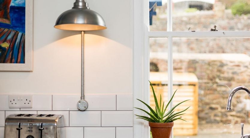 Photo of 5 Bed in Instow