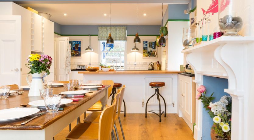 Photo of 5 Bed in Instow