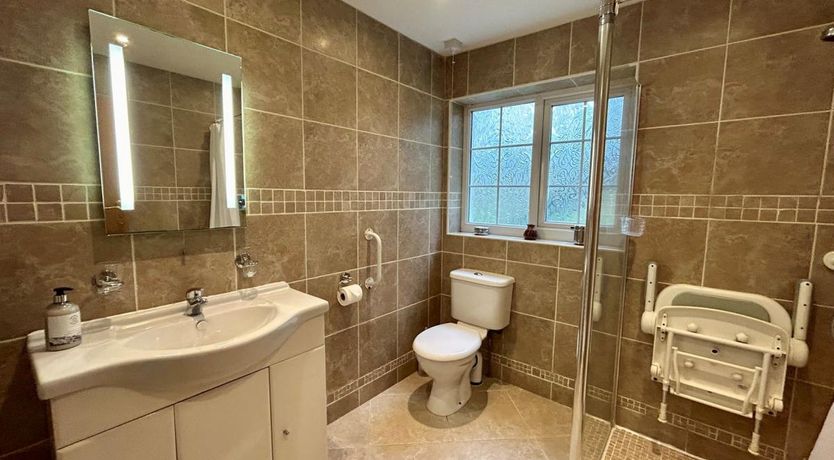 Photo of 2 Bed in Pembroke