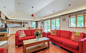 Photo of 3 Bed in Frant