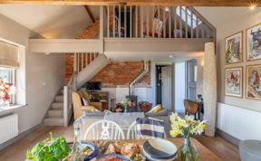 Photo of in Ludlow  (48734)