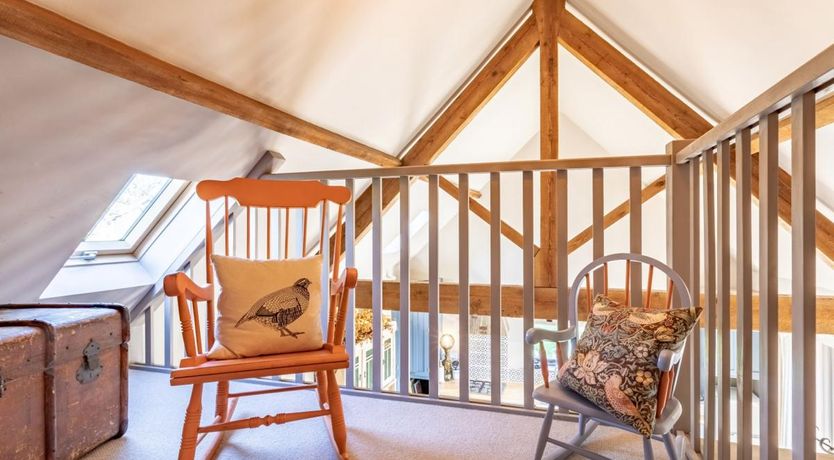 Photo of 2 Bed in Nash