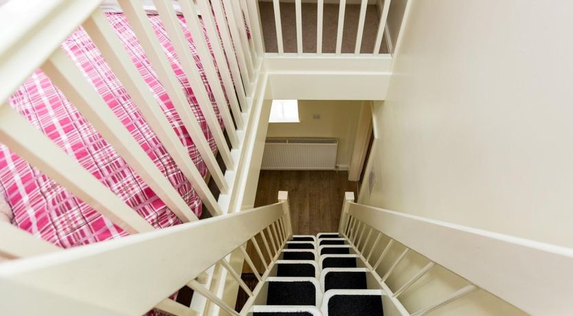Photo of 5 Bed in Banbury
