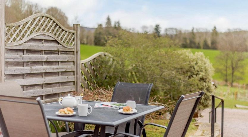 Photo of 2 Bed in Clifton-on-Teme