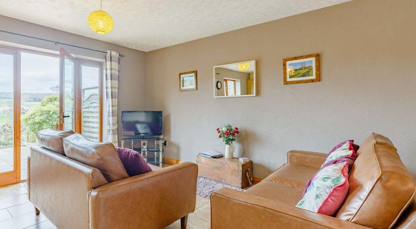 Photo of 2 Bed in Clifton-on-Teme