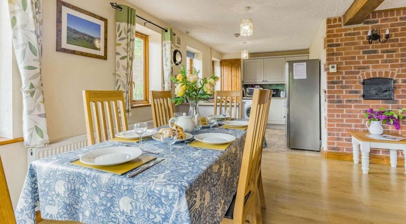 Photo of 3 Bed in Clifton-on-Teme