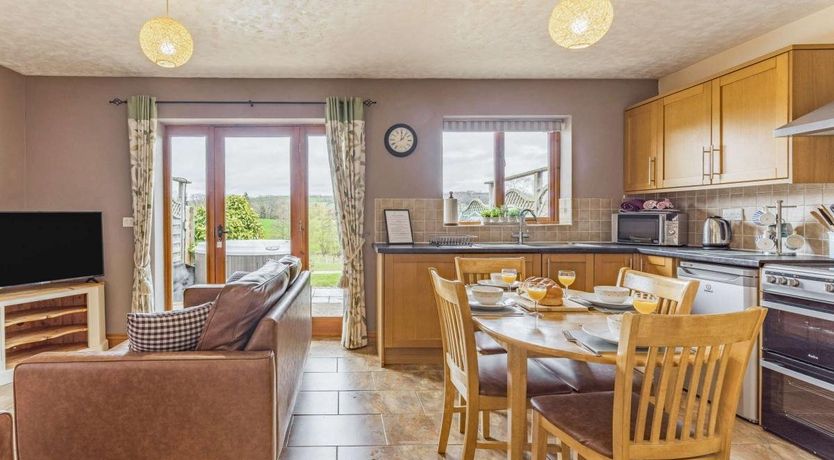 Photo of 2 Bed in Clifton-on-Teme