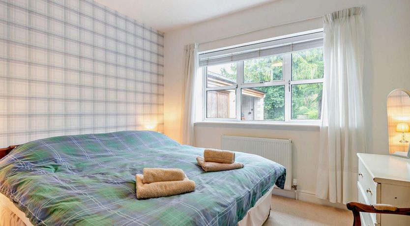 Photo of 2 Bed in Cheltenham