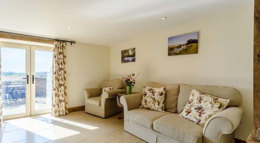 Photo of 2 Bed in Thame