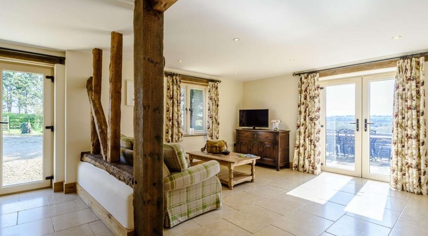 Photo of 2 Bed in Thame