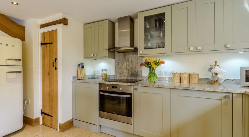 Photo of 2 Bed in Thame