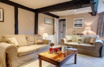 2 Bed in Evesham Holiday Cottage