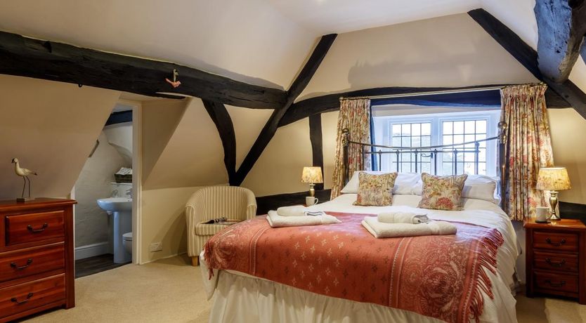 Photo of 2 Bed in Evesham