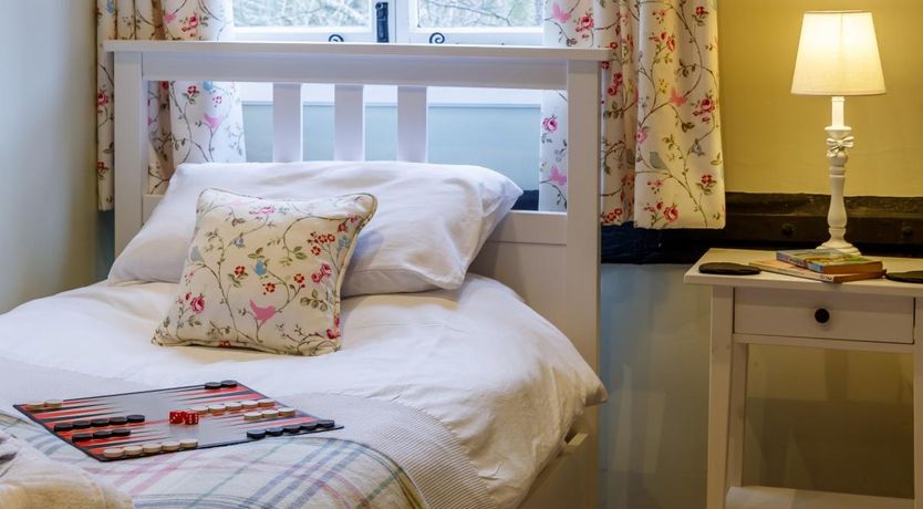 Photo of 2 Bed in Cleeve Prior