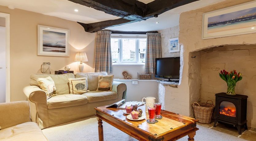 Photo of in Cleeve Prior (49245)