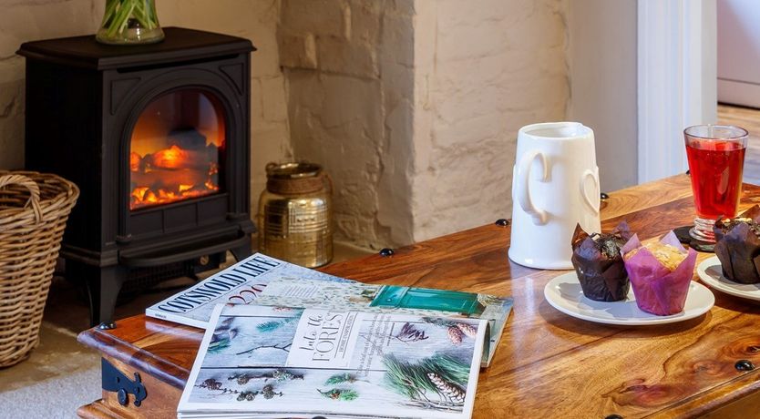 Photo of 2 Bed in Cleeve Prior