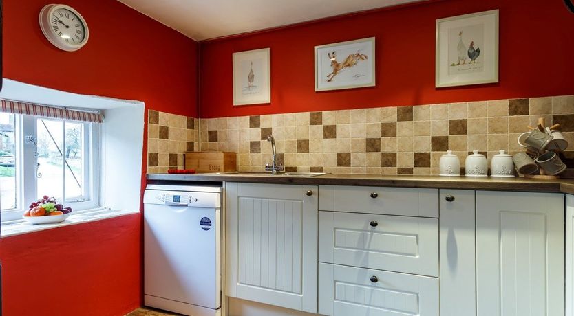 Photo of 2 Bed in Cleeve Prior