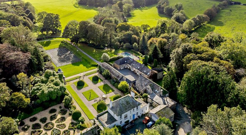 Photo of 3 Bed in Liskeard