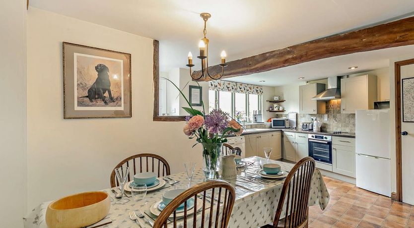 Photo of 2 Bed in Barton-on-the-Heath