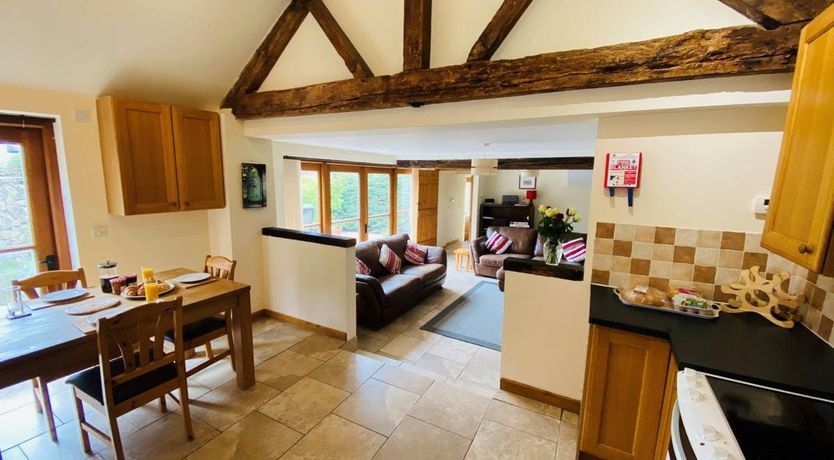 Photo of 2 Bed in Dorrington