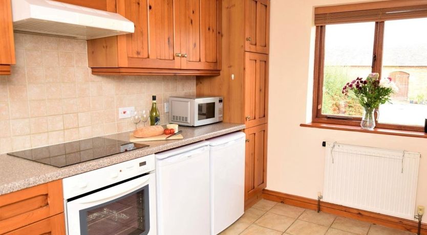 Photo of 2 Bed in Weston on Avon