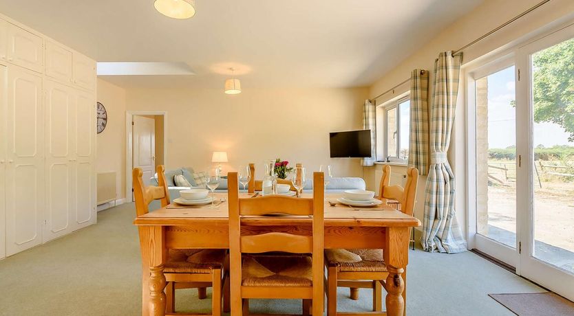 Photo of 1 Bed in Bampton