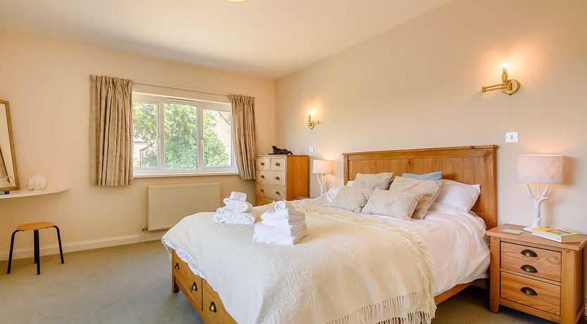 Photo of 1 Bed in Bampton
