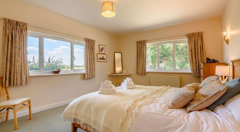 Photo of 1 Bed in Bampton