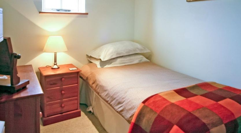 Photo of 2 Bed in Admington