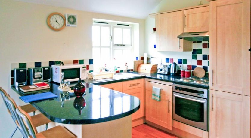 Photo of 2 Bed in Admington