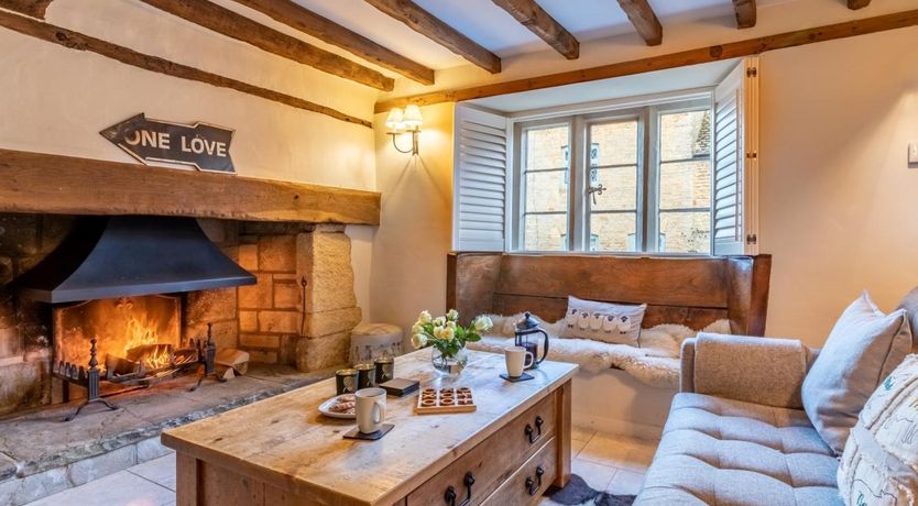 Photo of 3 Bed in Cheltenham