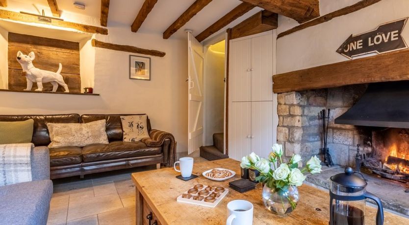 Photo of 3 Bed in Cheltenham