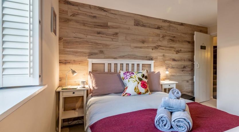 Photo of 3 Bed in Lower Swell