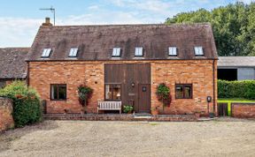 Photo of Barn in Warwickshire