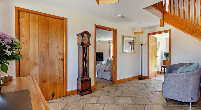 Photo of 4 Bed in Stratford -upon- Avon