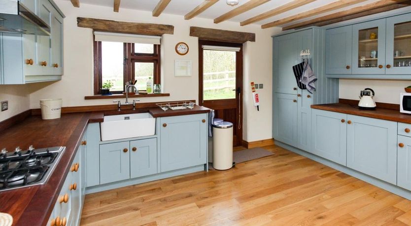 Photo of 2 Bed in Winchcombe