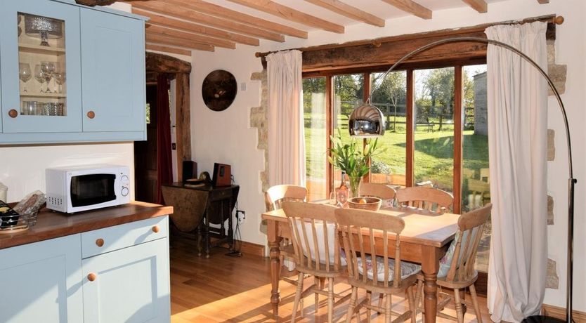 Photo of 2 Bed in Winchcombe