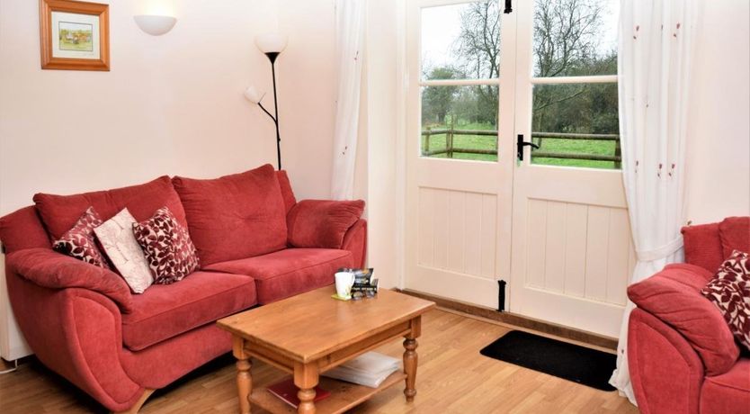 Photo of 2 Bed in Poole Keynes