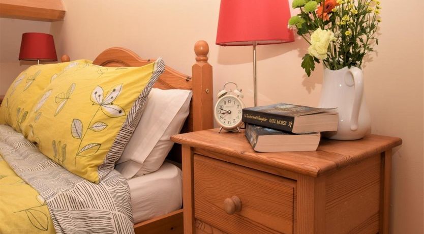 Photo of 2 Bed in Poole Keynes