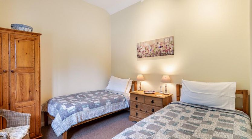 Photo of 2 Bed in Egerton