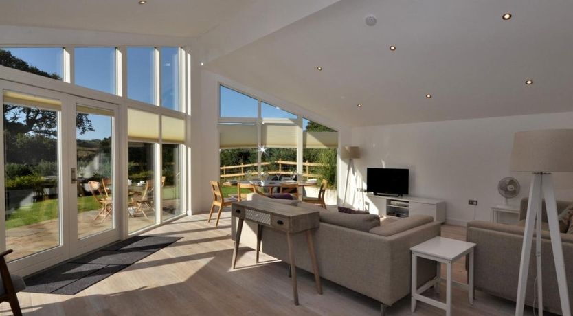 Photo of 3 Bed in Cotmore